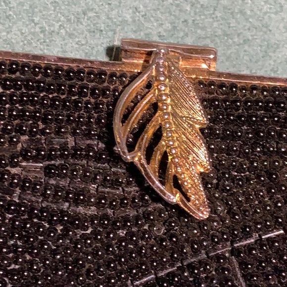 Vintage black beaded clutch - Picture 3 of 15